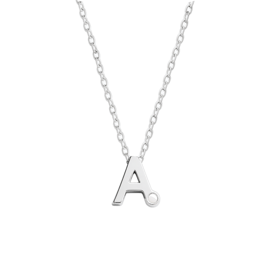 Hanger in 925 zilver met een minimalistische letter 'A', bevestigd aan een fijne zilveren ketting.