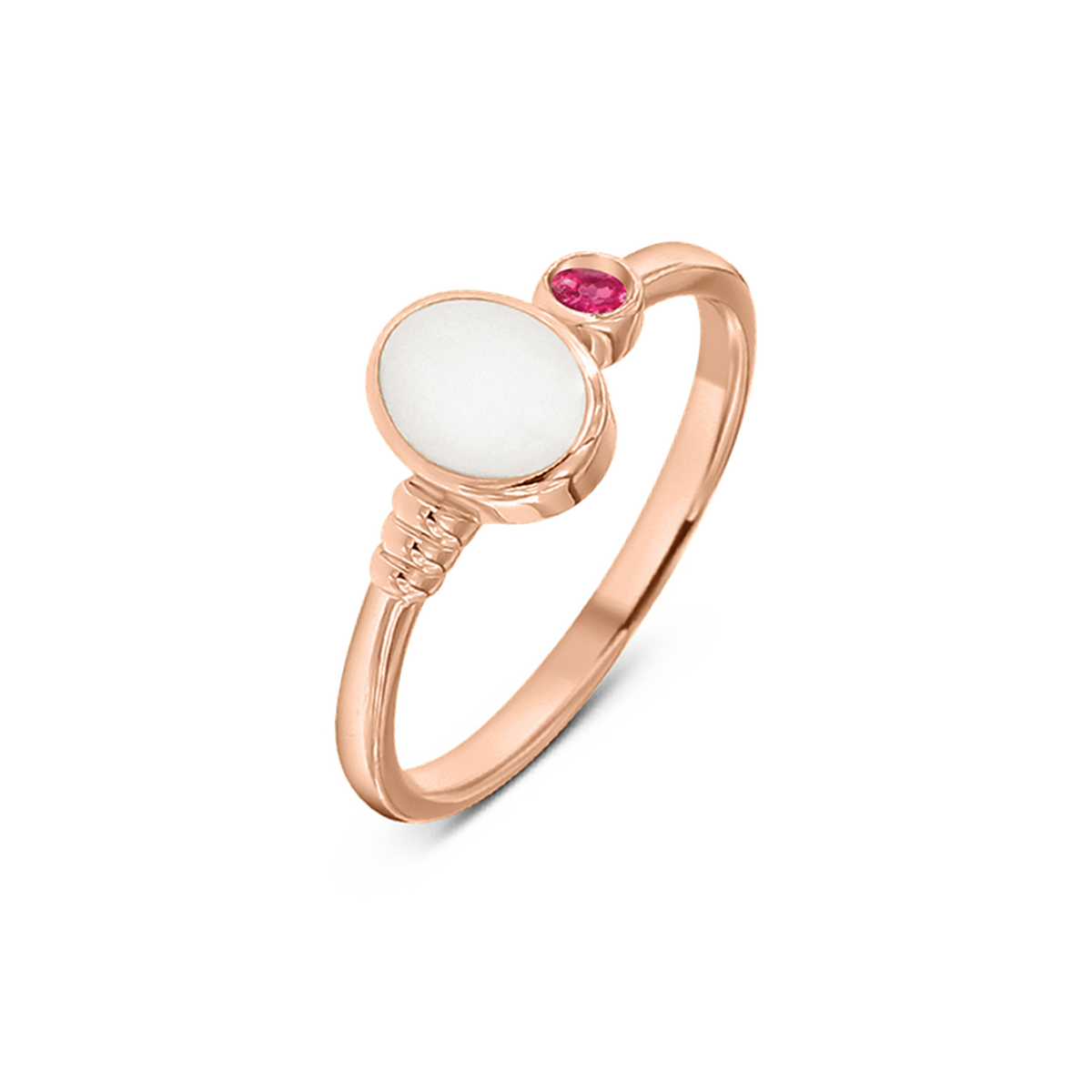 Roségouden ring met een ronde moedermelkhars en een kleine geboortesteen in de vorm van een hartje.