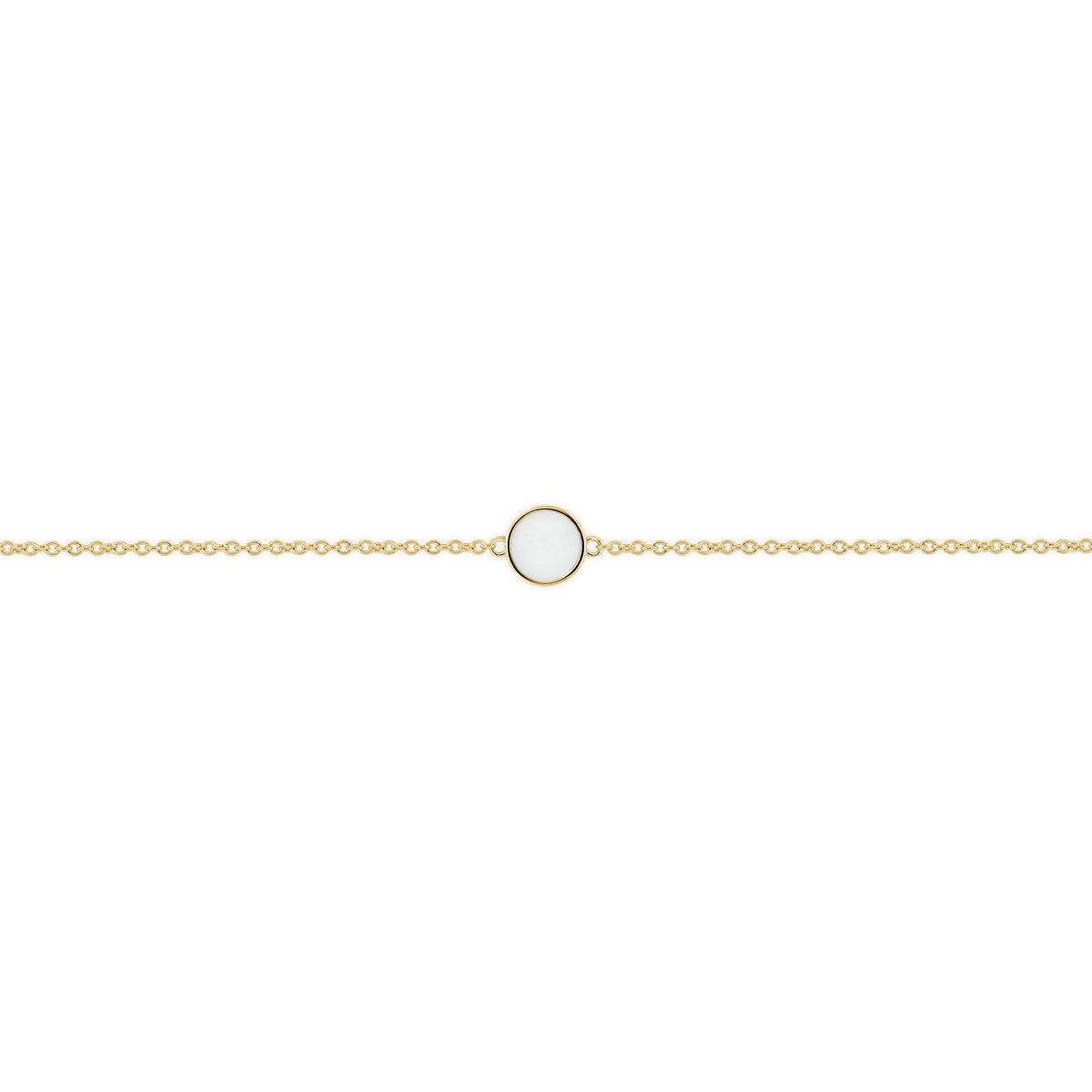 Armband van massief geelgoud met een ronde schijf van moedermelkhars in het midden, fijne schakels en een elegante uitstraling.