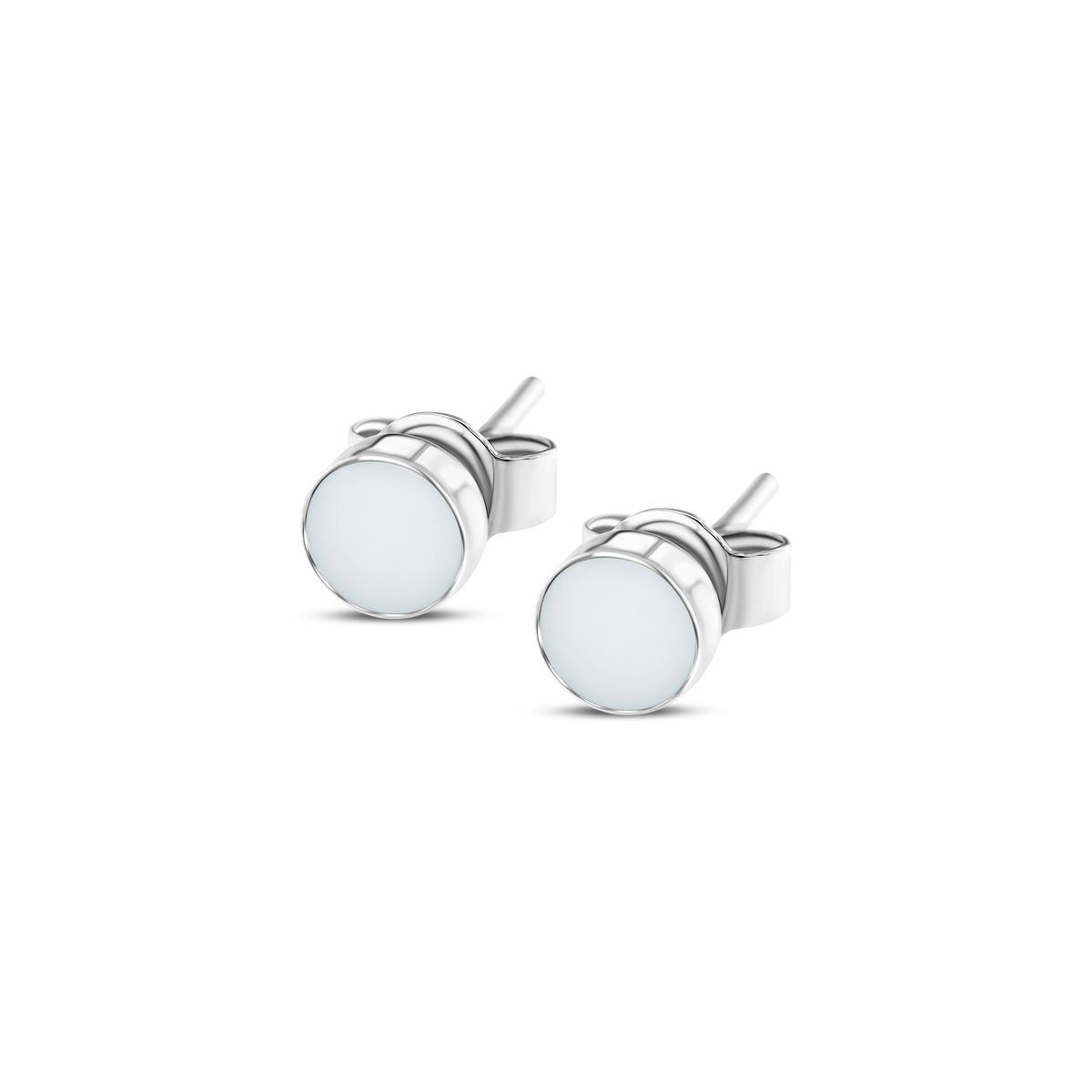 Mini oorstekers van 925 zilver met een ronde, witte moedermelkhars steen in een eenvoudige zetting.