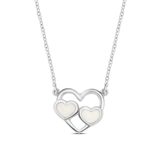 Hanger in 925 zilver met twee hartvormige elementen, gevuld met moedermelkhars, aan een fijne zilveren ketting.